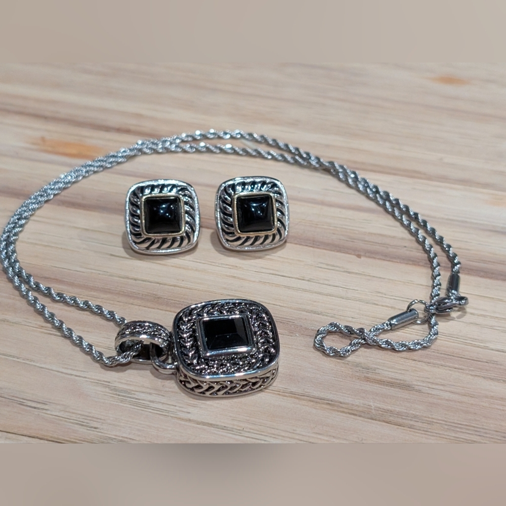 Source Unknown Silver And Black Earring Set - image 1